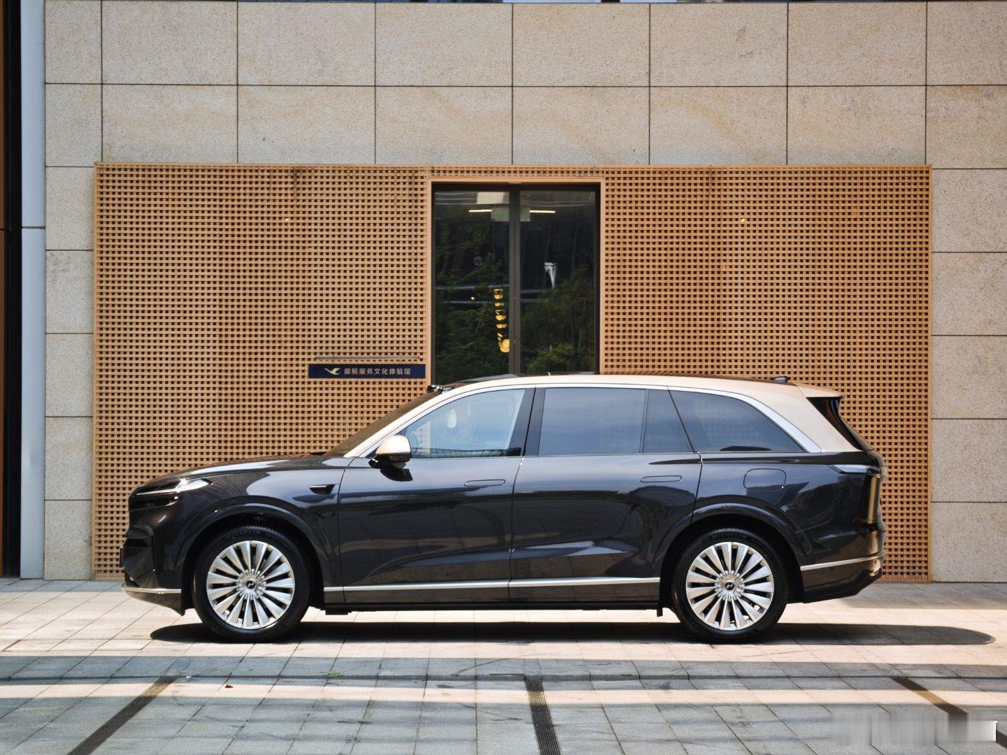 仔细研究过2026款乐道L90的三个版型之后，我个人觉得，要么选Pro，要么选U