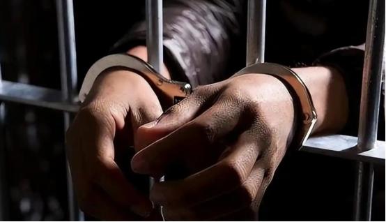万万没想到！中国曾抓捕的大量间谍，本以为是被洗脑，结果几乎都是主动投靠，更可怕的