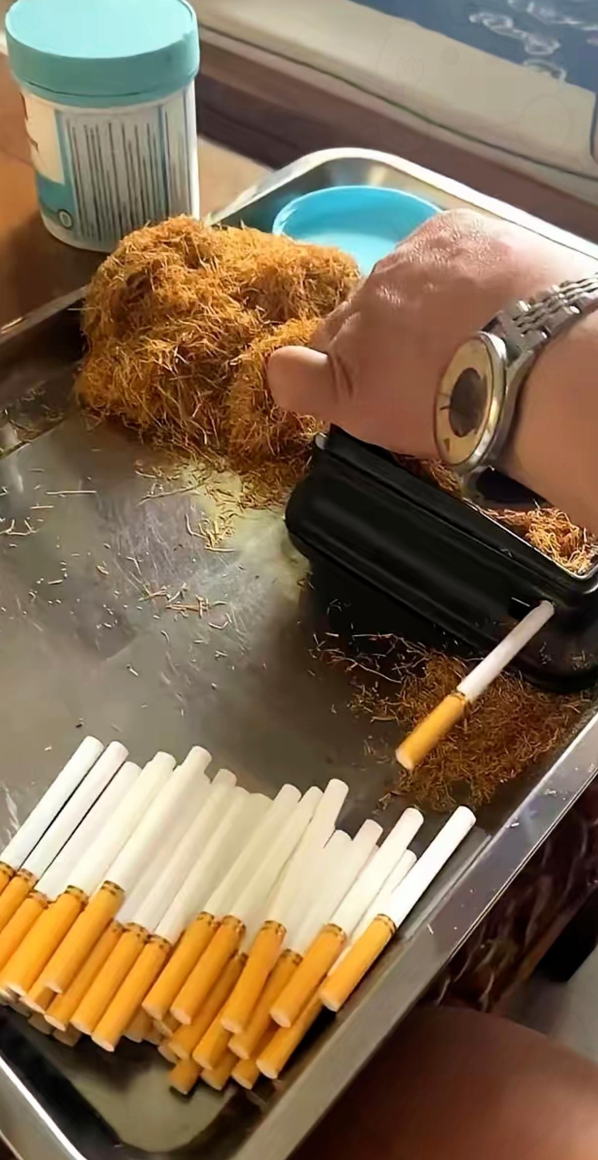 烟草公司怕是要愁秃了头！一觉醒来俩坏消息，没一个能让人省心。