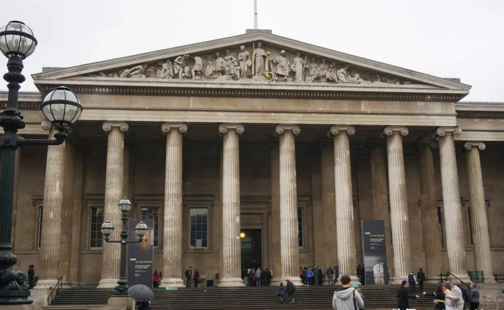 英国留学生惊讶发现：大量中国失传火药古籍重见天日，却在西方被标注为古希腊技艺？在