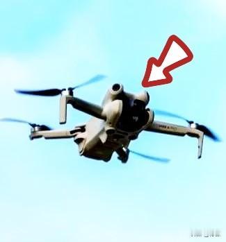 听一个在民航系统的哥们儿酒后吐真言，我后背直冒冷汗。他说最近抓了个姓丁的小子，胆