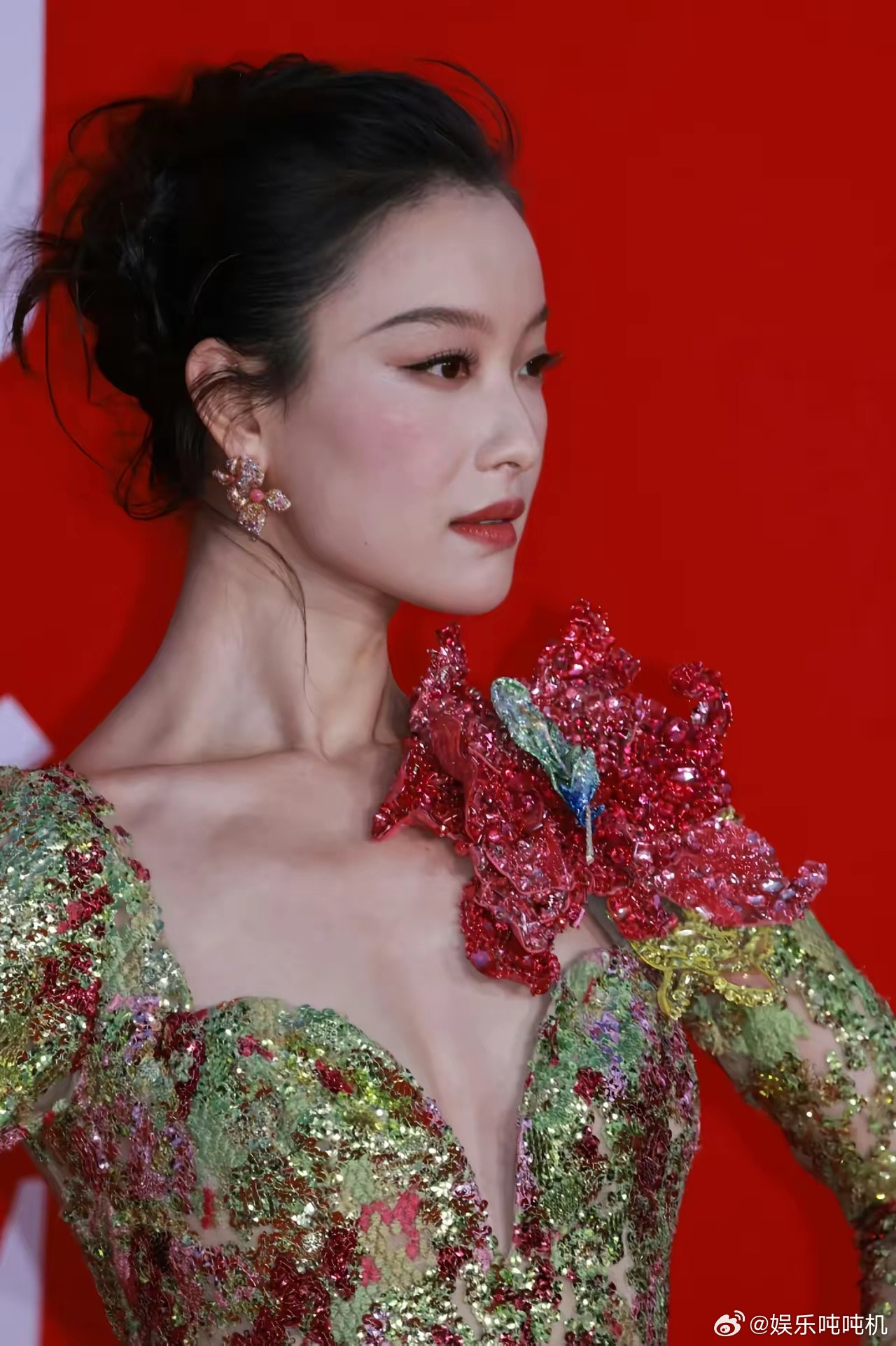 漂亮小姐姐啊！倪妮的这个造型你喜欢吗？