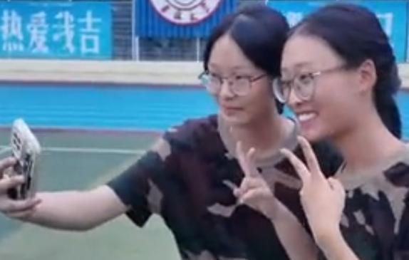 世界上的巧事，你都无法想象他们是怎么遇见的。都考进吉林大学，都是山东人，都叫王韵