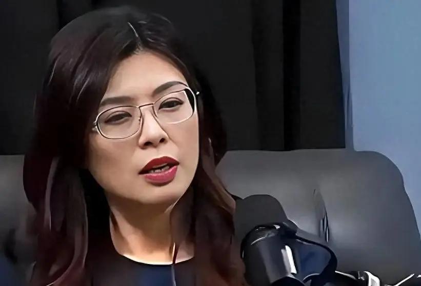 郑丽文双喜临门！蓝白合落地，国台办正面回应，台海风向变了国民党主席郑丽文最近