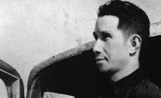 1955年，新中国首次举行军衔授予仪式，十大元帅名单出炉，举国瞩目。远在台湾的蒋