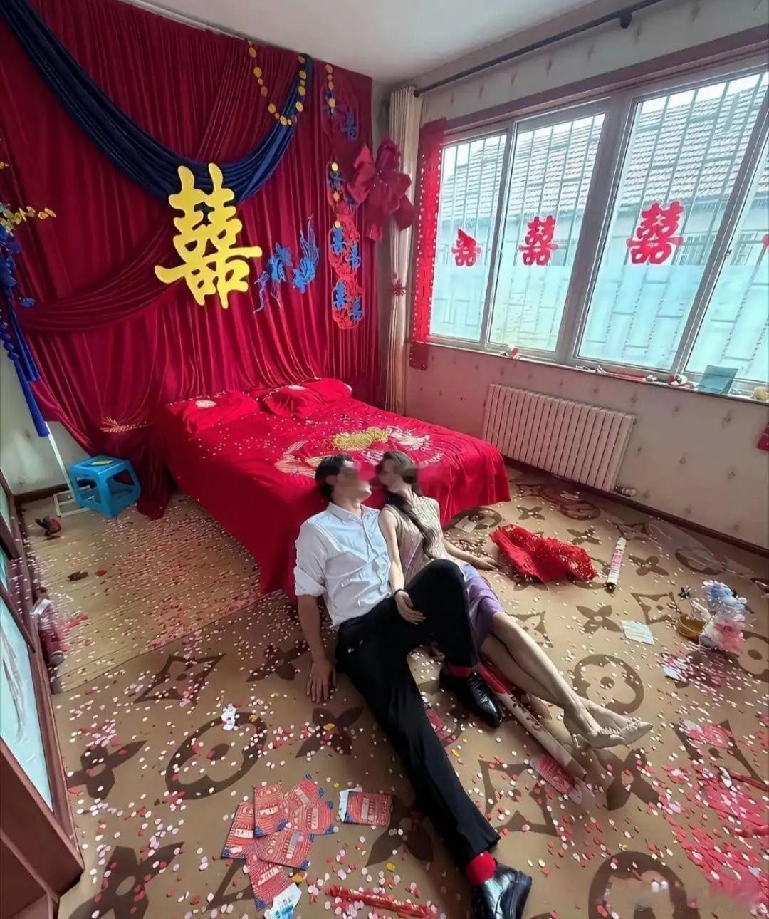 看完这两张，有想结婚的冲动吗