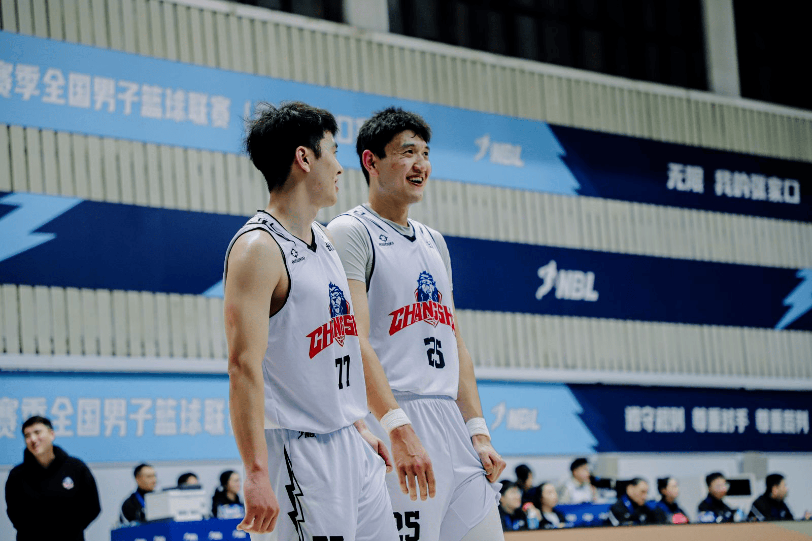 长沙勇胜社媒分享战报: 长沙勇胜客胜张家口收获三连捷