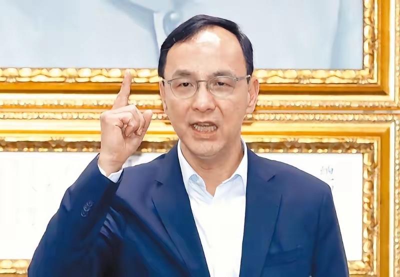 朱立伦再难有翻身之机。7月7号这天，国民党的季麟连搞了一场黄复兴的大活动，场