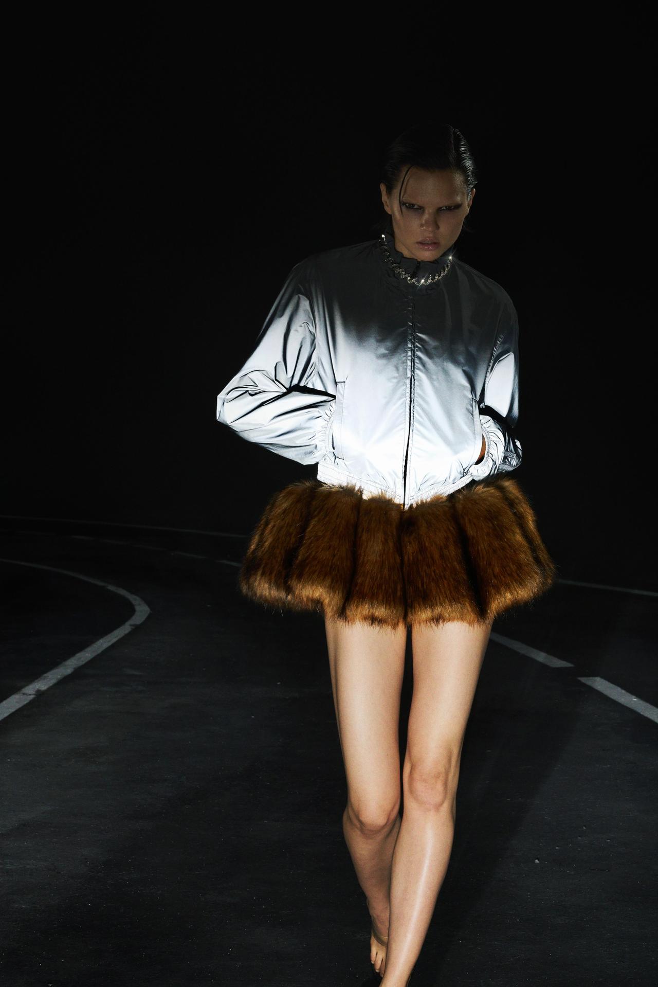 ALEXANDERWANG2026早春系列以女性的人生轨迹为主题，致敬80年