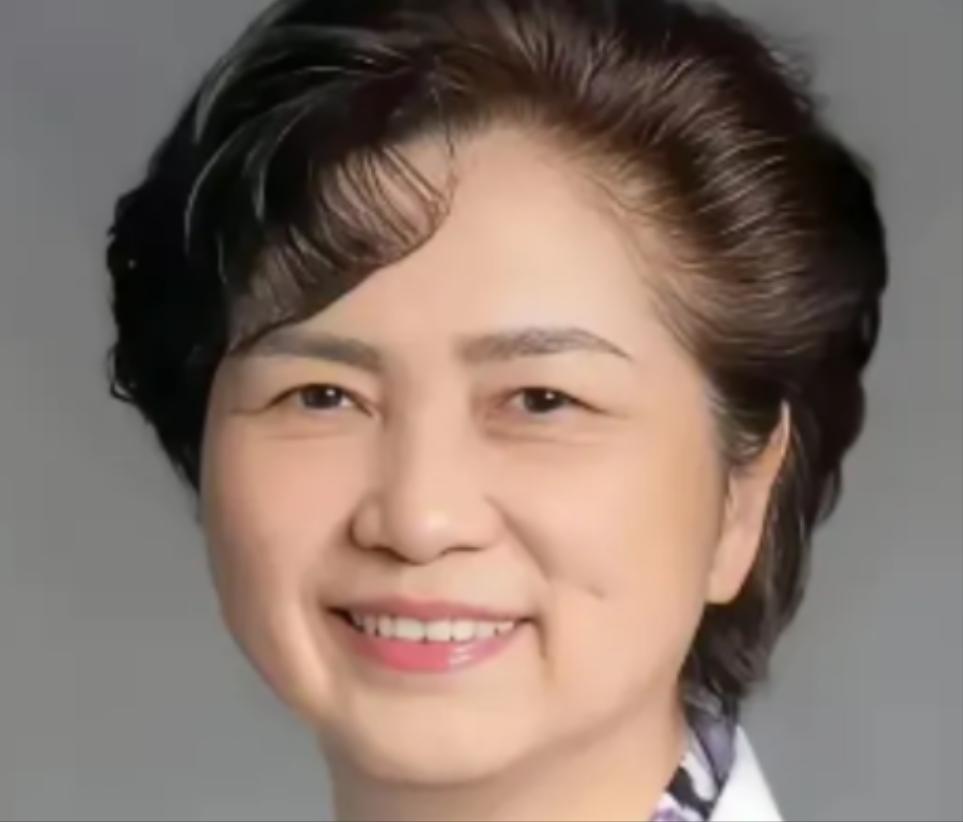2020年，当年提出武汉“封城”举措的李兰娟院士，为国家立下了卓越功勋，可谁都