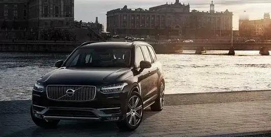 中国十大汽车最火品牌!1、上汽集团，上海。主要品牌：上海大众。最火是上海大