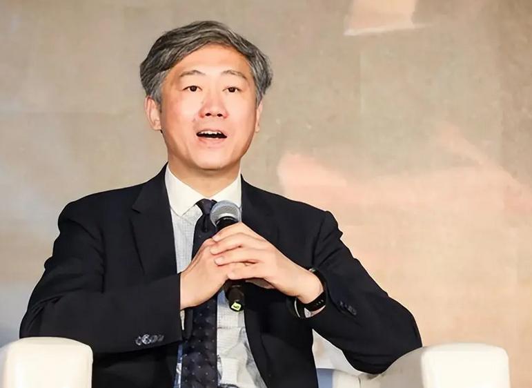 你以为摩托车是“污染元凶”？清华教授李稻葵用数据打脸：国IV标准摩托尾气仅为