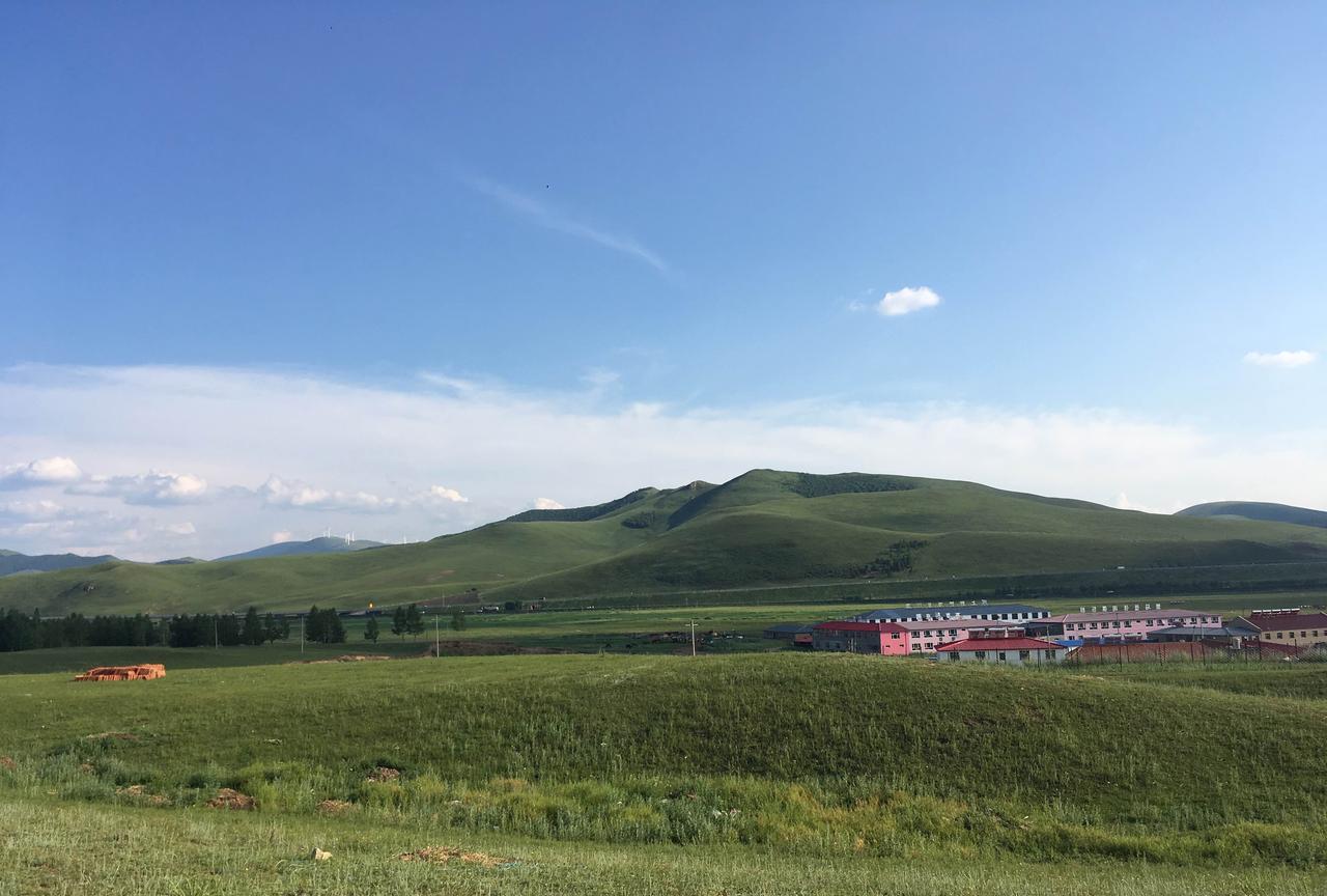宗萨仁波切说：“可以接受一场，可以享受一切。随时准备放弃已拥有的一切。