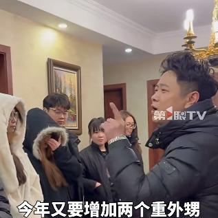 16个外甥又到舅舅家过暑假了！一天吃五六斤肉，今年孩子队伍壮大到21个！