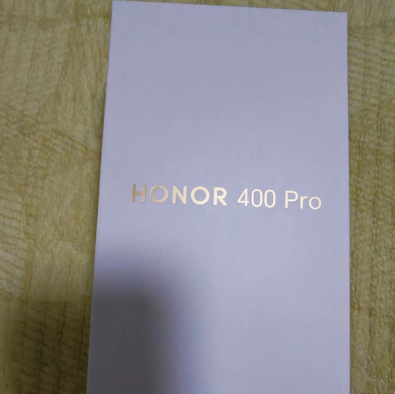 吐槽一下我的荣耀400pro优缺点自己马上过生日了，准备买个新手机给