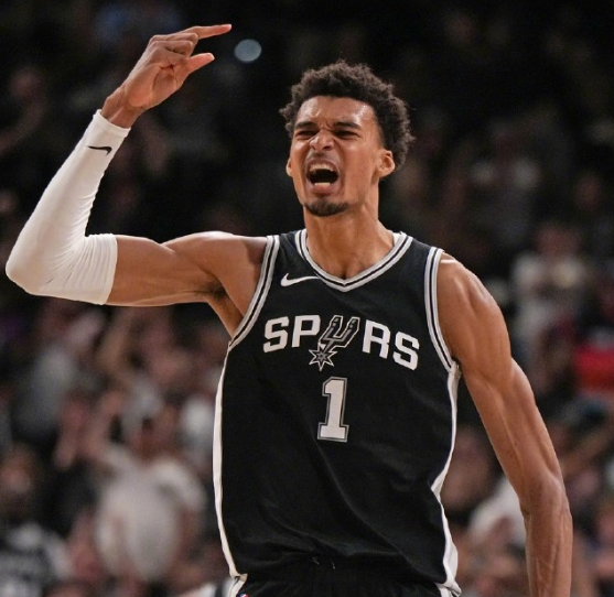 文班亚马进攻能力的上限决定了马刺战力的上限新赛季的马刺已经初具战斗力，再也不是