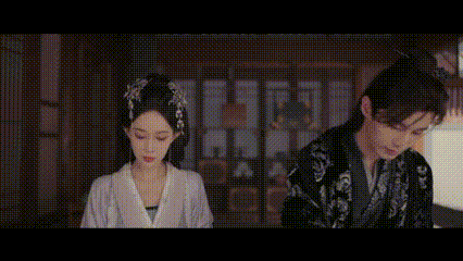 第一次见男主还要和岳父雄竞的沈汐和被转圈圈的时候笑得真开心啊，沈岳山也是一脸宠