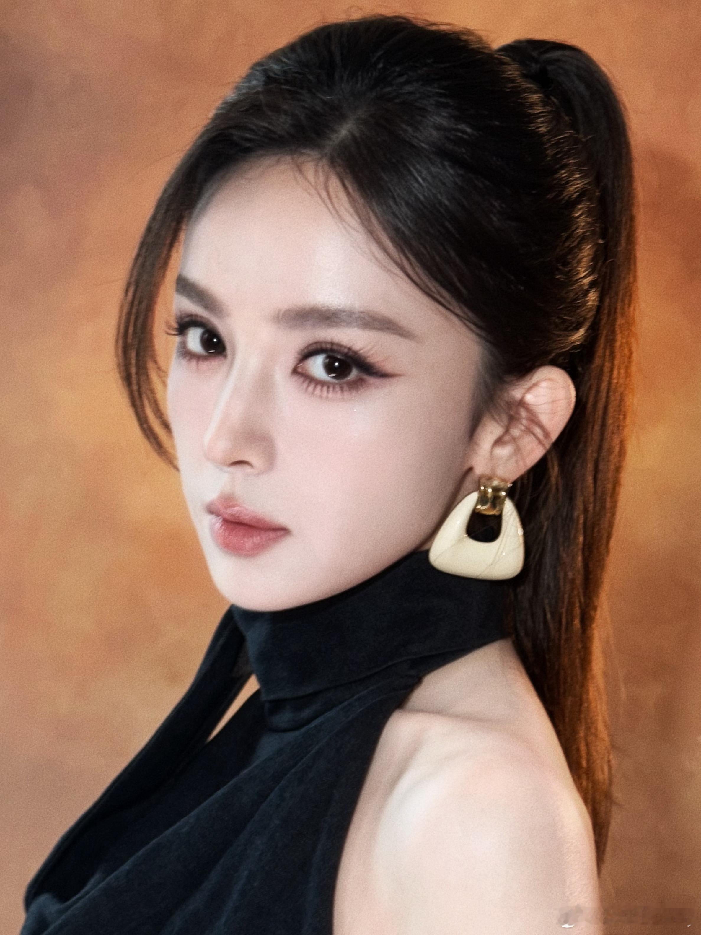 娜扎说我们今天化的是御姐妆✨娜扎御姐妆夏一秒上妆💄杨单​​​