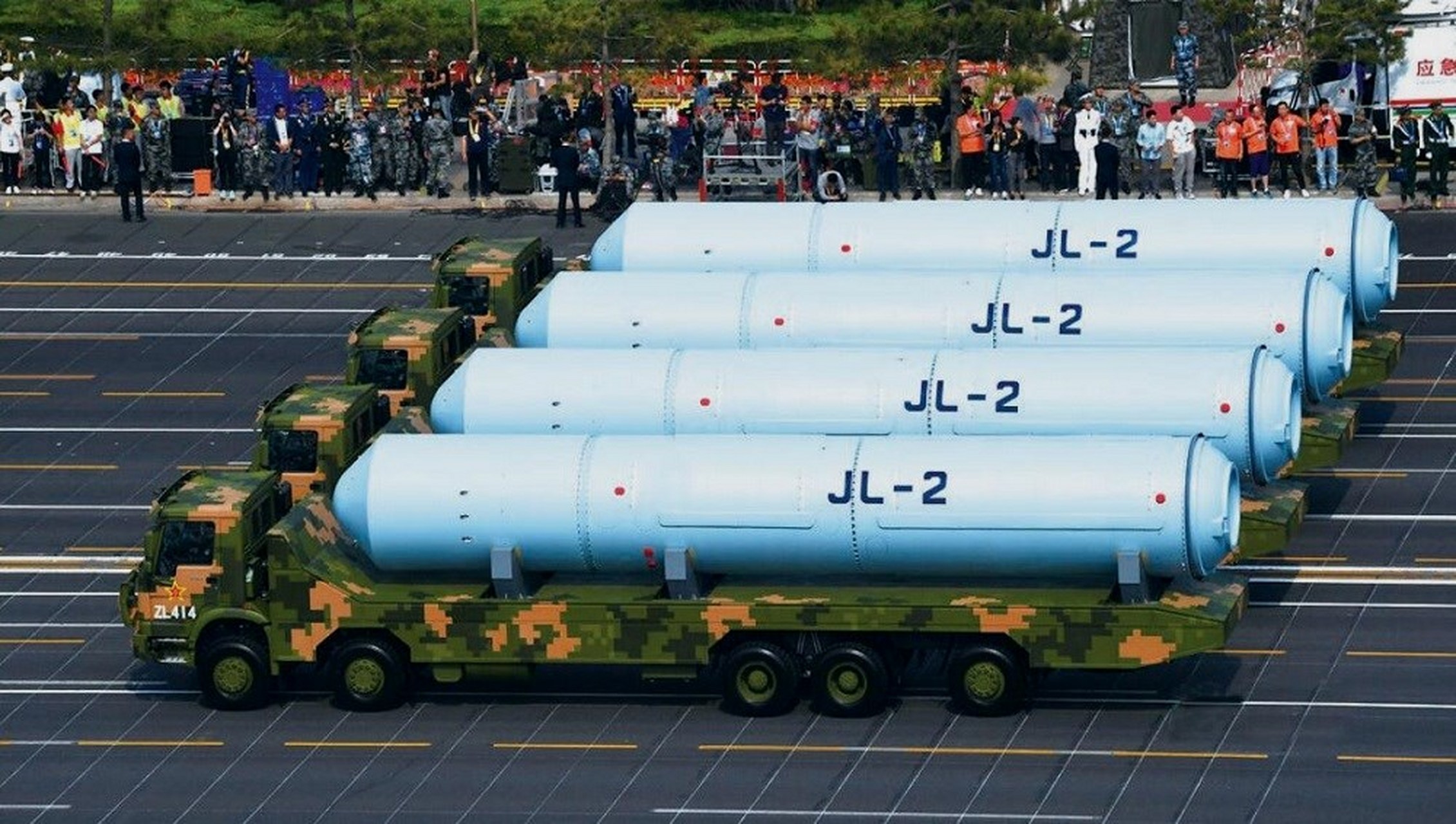 巨浪，巨浪，不断地增长！中国海军成功组织潜射战略导弹试射