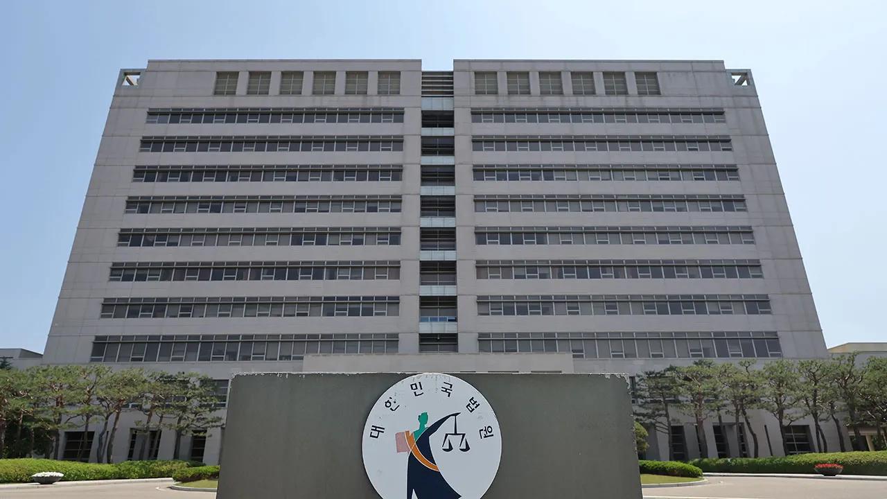 针对司法信任，司法独立等5项进行讨论的韩国法官代表会议以电话会议形式召开。最终
