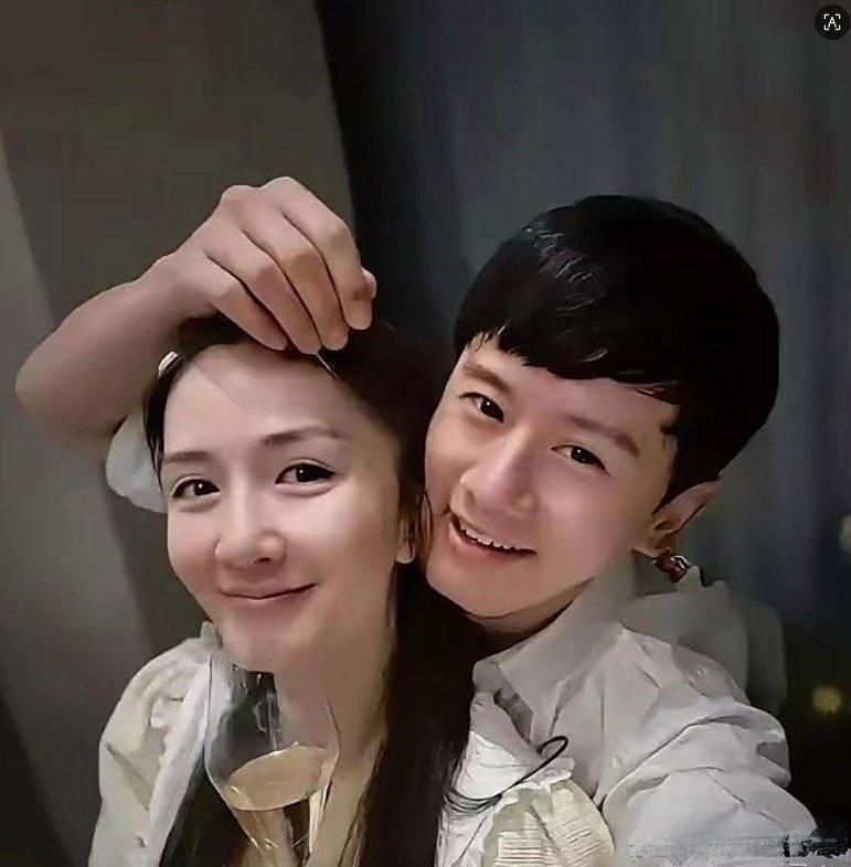 谢娜真的很爱张杰，为了让张杰不断香火，已经有三个女儿的她，而且已经40多岁了，属