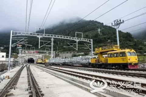 : 兴义至深圳航班复航, 每周飞行;沪昆高铁8.