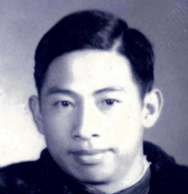 1956年，中南大学学生王明健在毕业前一天，突然被两名没有任何军衔与职务的神秘军