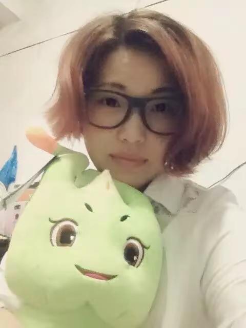 四月第一天，撒个谎吧，我很漂亮……