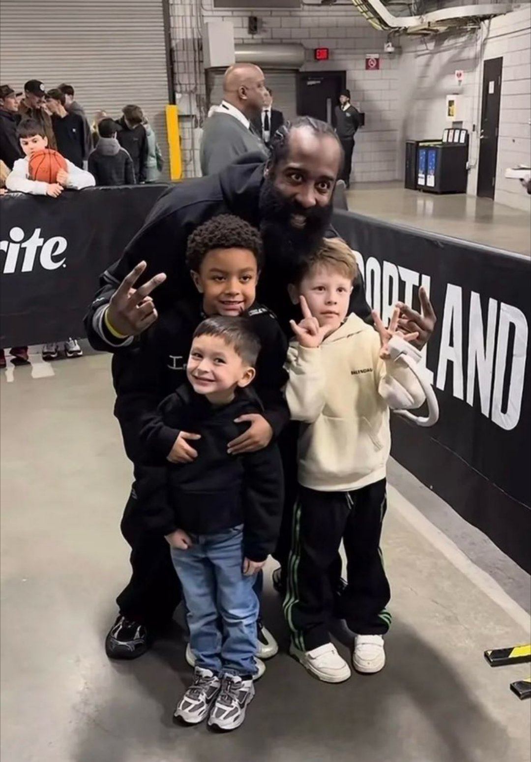 小💡这颜值在星二代里，排第几？哈登