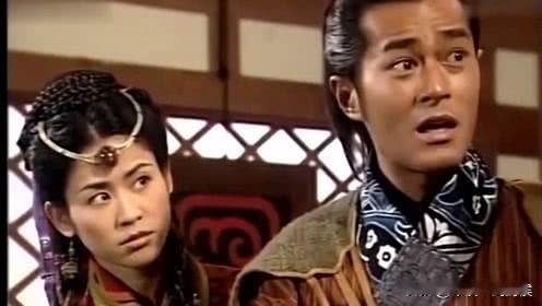 《寻秦记》里最经典的一句词，就是：项少龙差点要封上她的香唇。至少重复过几十遍！