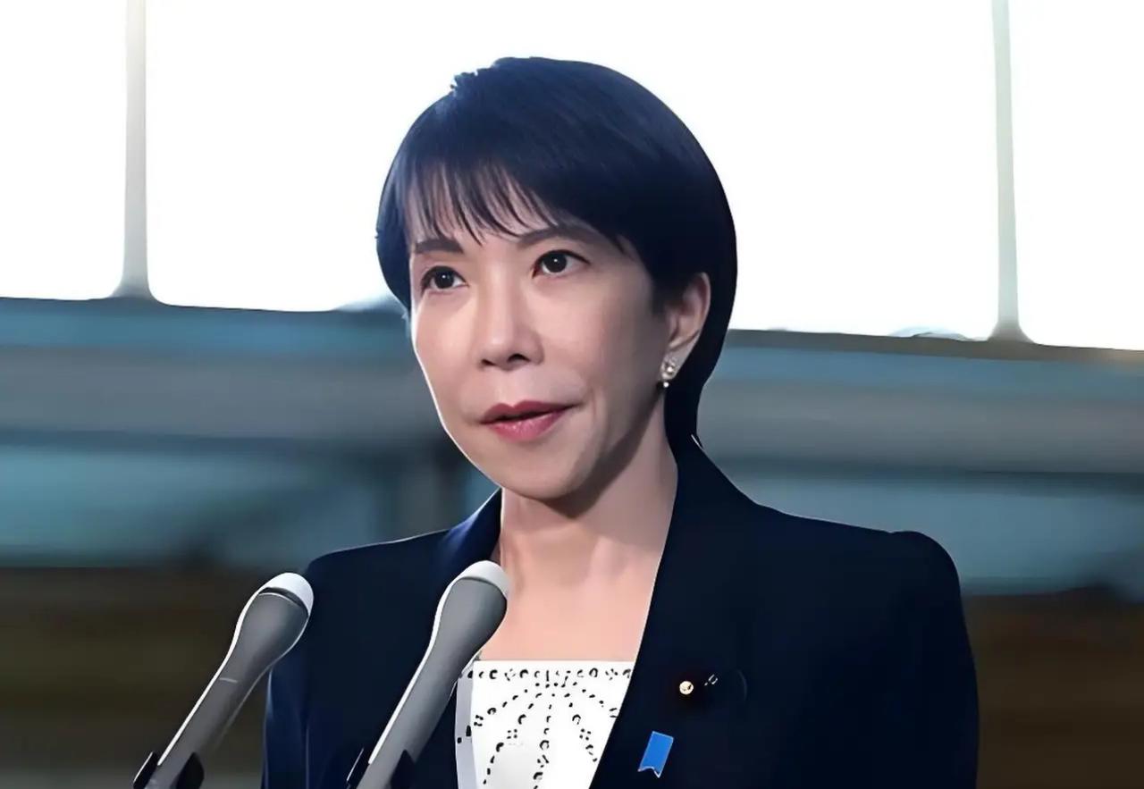 战鼓声中的棋手与棋子：高市早苗的执念与战略陷阱东京永田町的办公室里，高市早苗