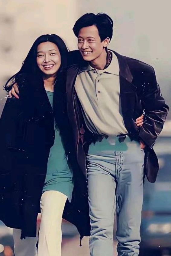 谁的青春里没有《过把瘾》曾经“过把瘾”的年轻美好，再也回不去了…爱美人，