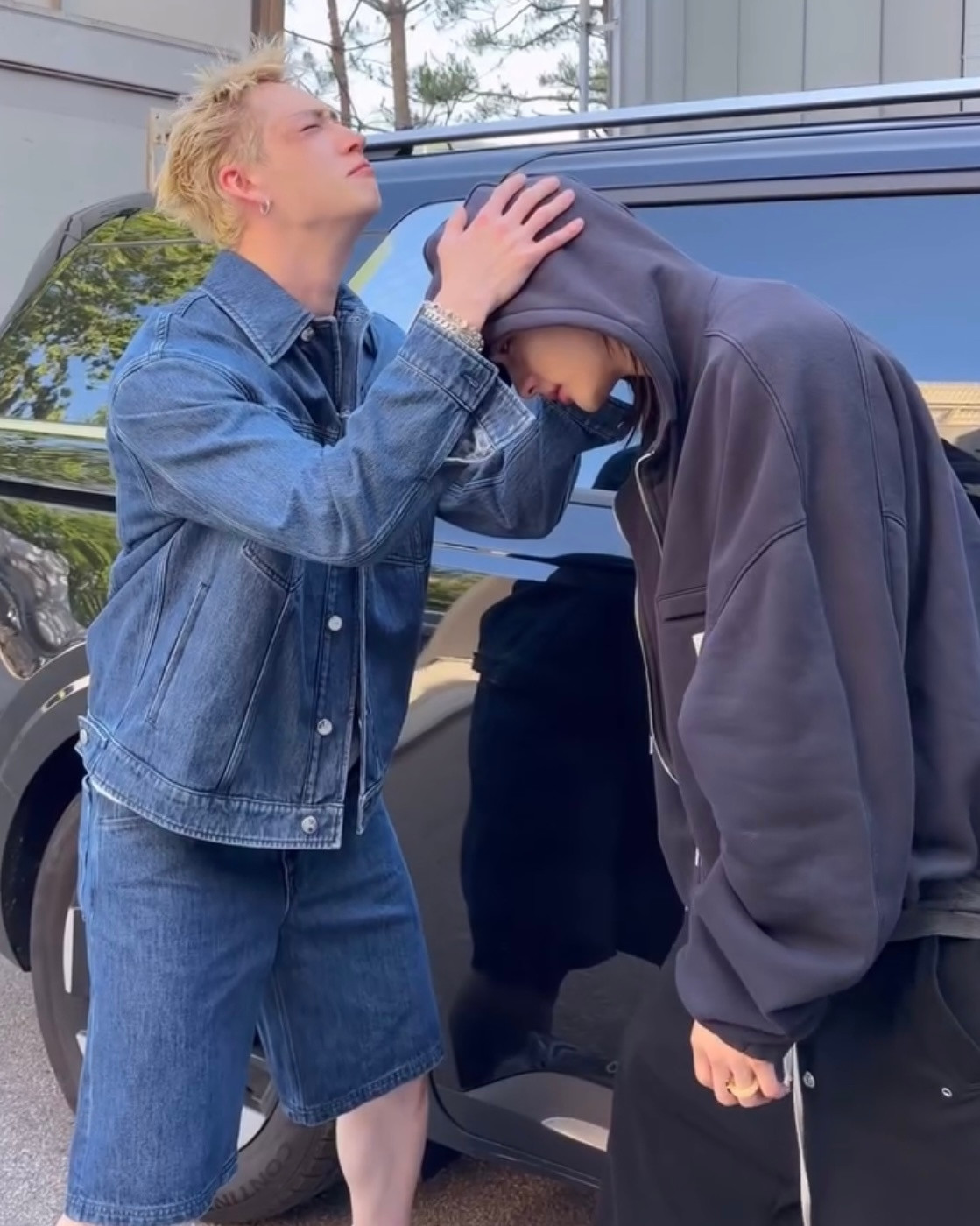 孩子的表情好恬静吧…