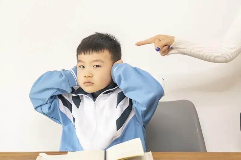 作为一名老师，我算看透了学生的心态：故意惹老师生气，老师越生气，他们越觉得有趣