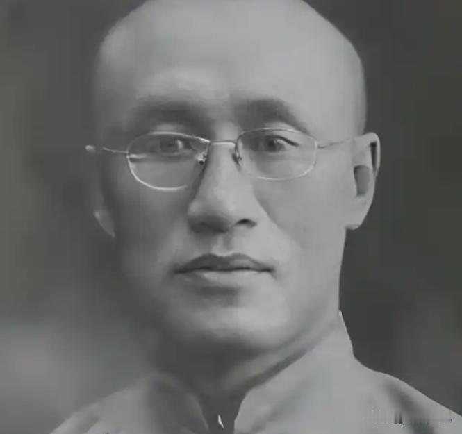 最通透的民国大佬！携200根金条避祸香港，800亿家底分毫不取，格局碾压一众豪门