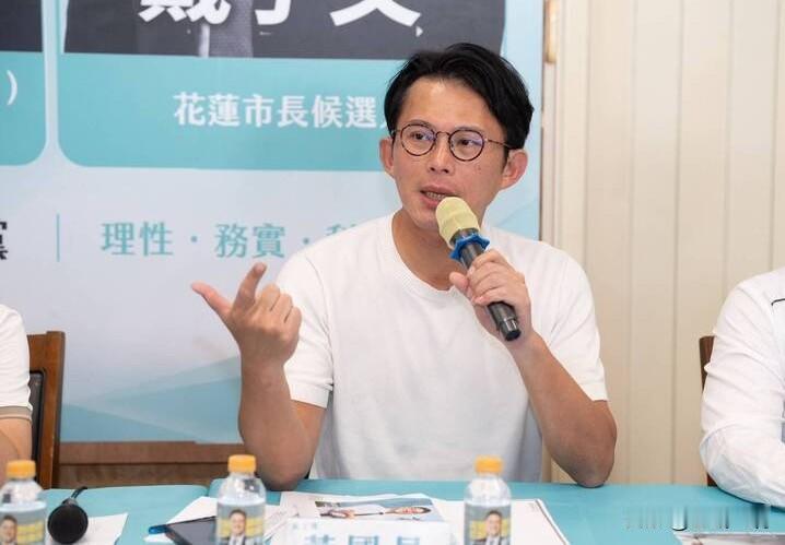 黄光芹爆竹北蓝白谈崩内幕：黄国昌嫁祸徐欣莹媒体人黄光芹今天（14日）在社群揭