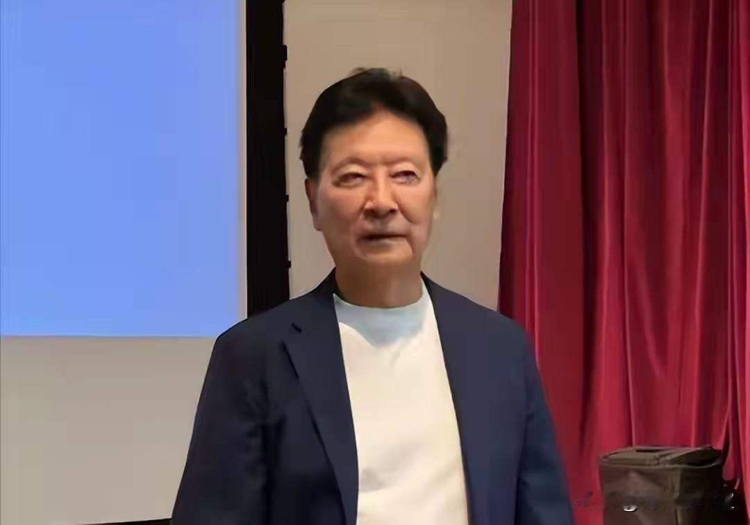 “战斗蓝”变“软蛋蓝”，赵少康选择向绿营求饶有用吗？如今又失去了郑丽文与傅崐萁两