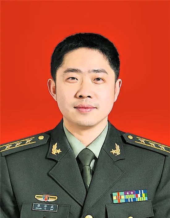 张泽斌，中央军委联合参谋部某局参谋。男，汉族，1983年8月出生，2000年9月
