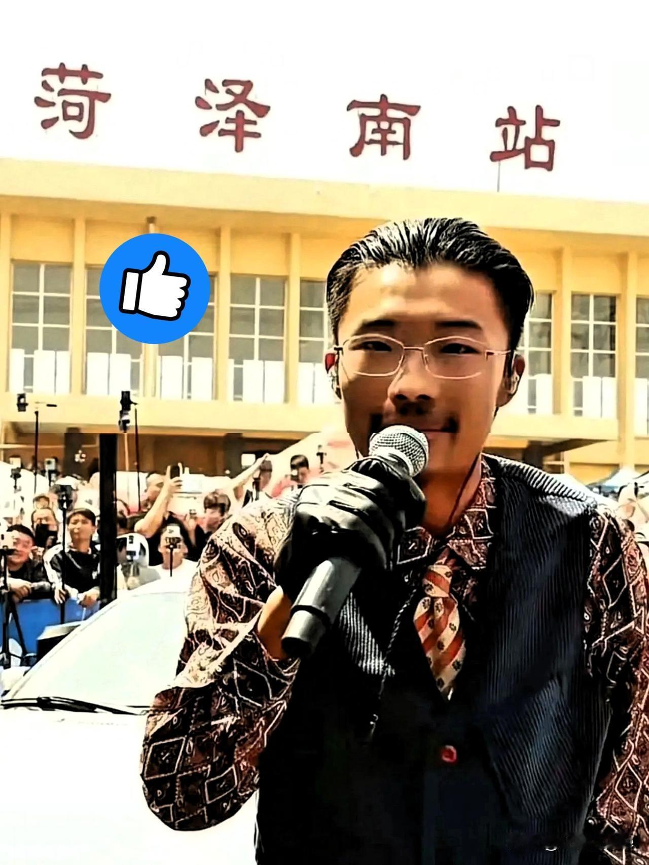 刚刷到郭有才的现状，我直摇头。一个月房租20万，30多人的团队工资要30万，可直