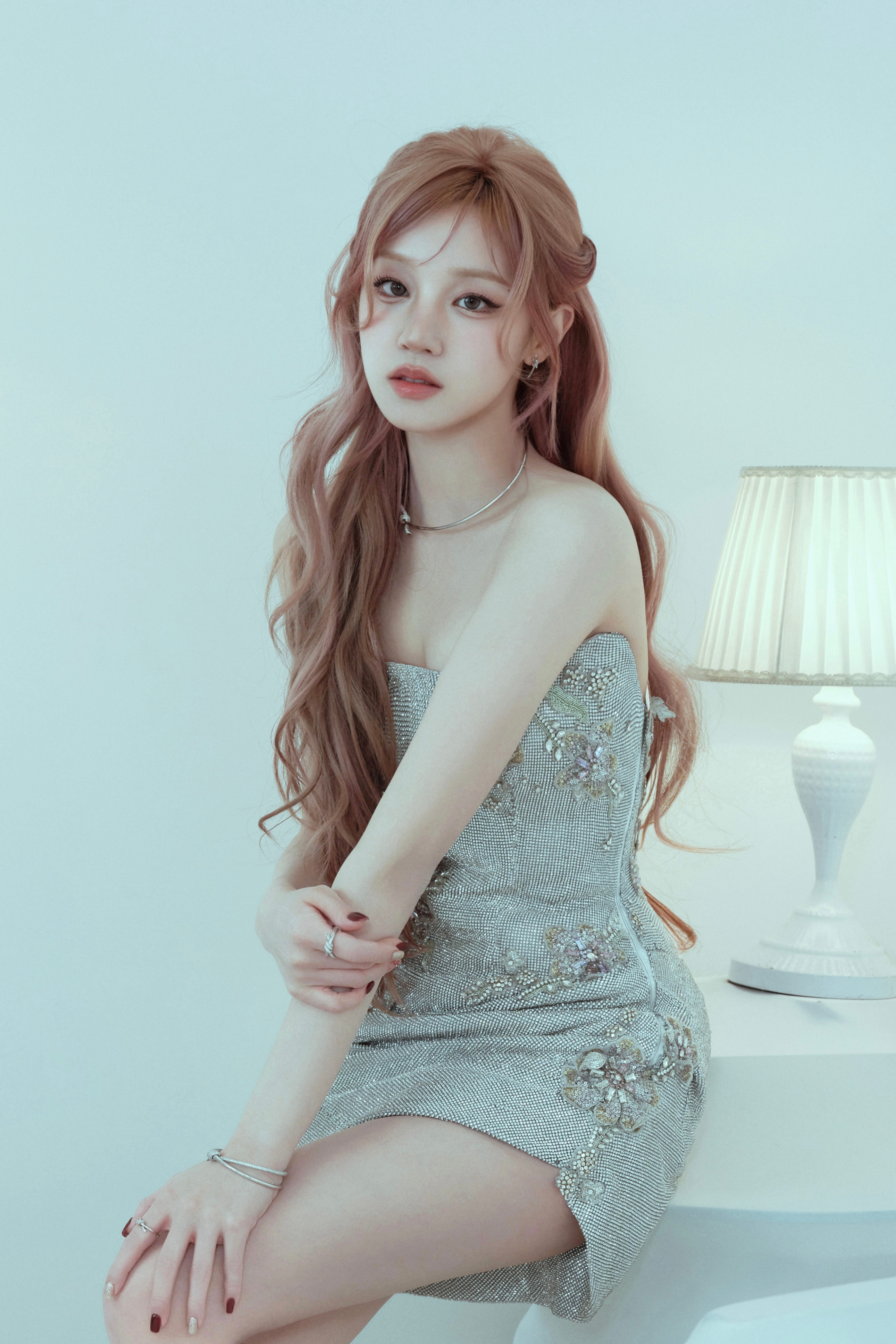 宋雨琦佩戴TiffanyKnot系列珠宝亮相汪苏泷2025巡演-杭州站