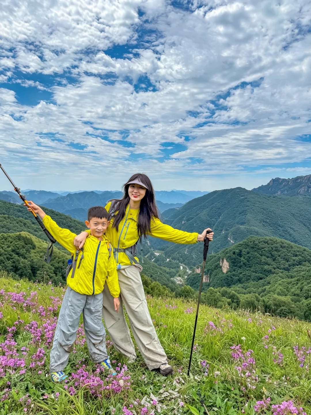山脊花海⛰美到失语‼️黄花梁徒步路线全攻略