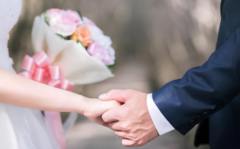 婚姻不是感情的终点，幸福的人生才是。如果我把婚姻当作终点，那我在结婚的那一刻就