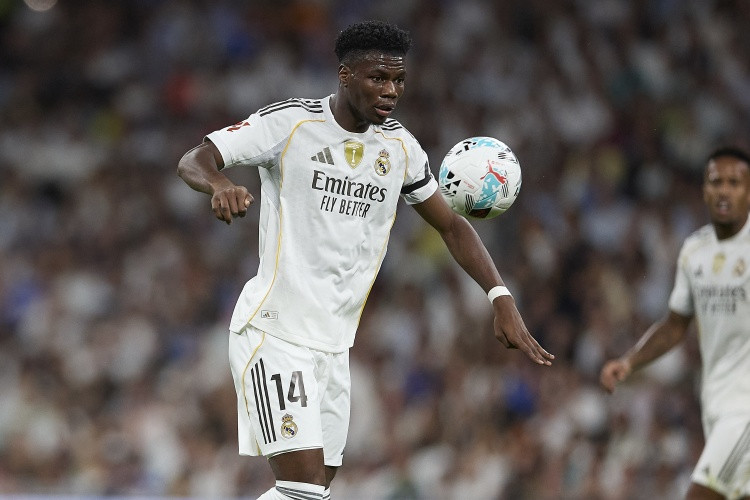 每体: 琼阿梅尼受伤后阿隆索寻找替代方案, 三名皇马球员成为候选