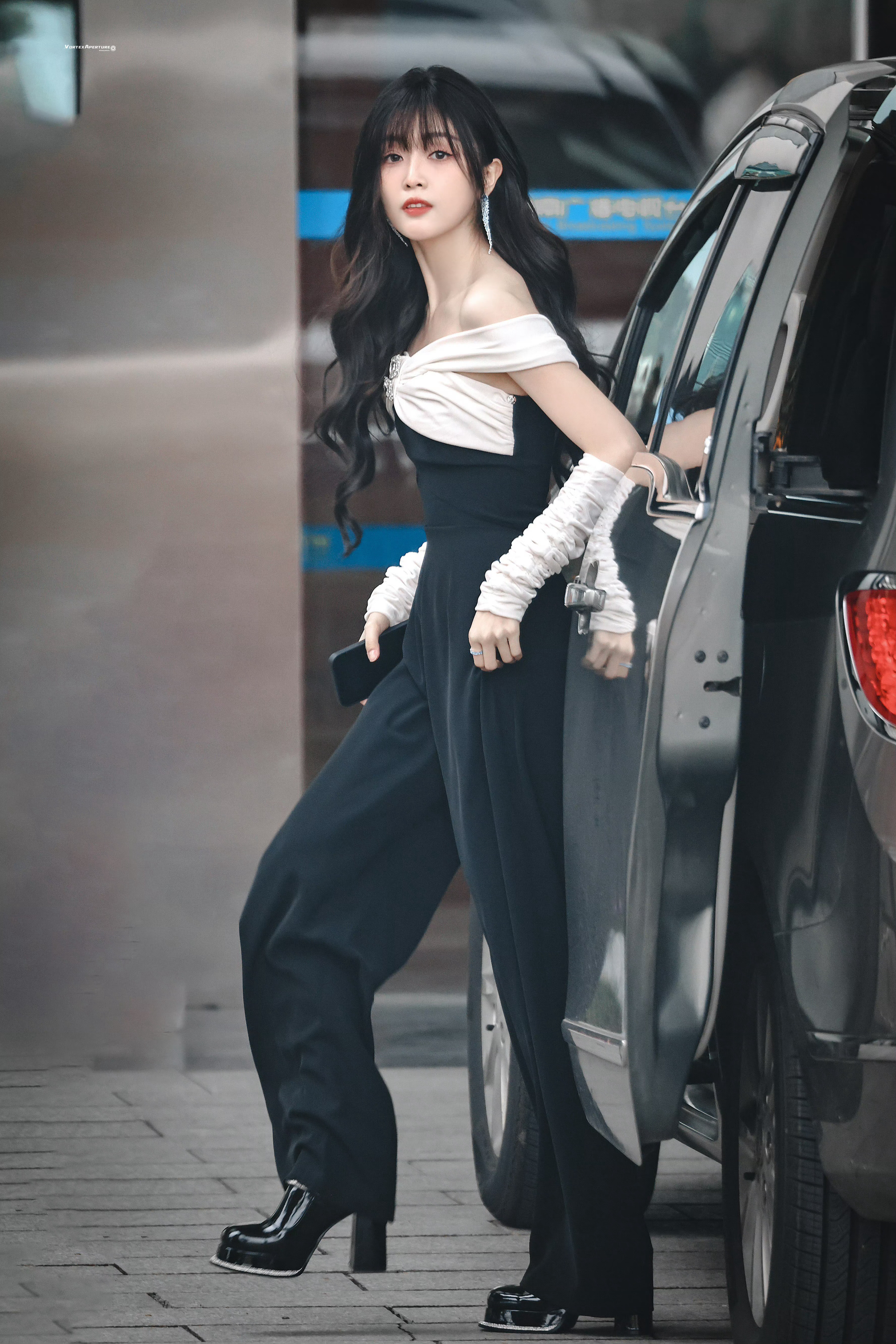 吴宣仪非正式跨年派对在复制粘贴的时代，你是手写的诗