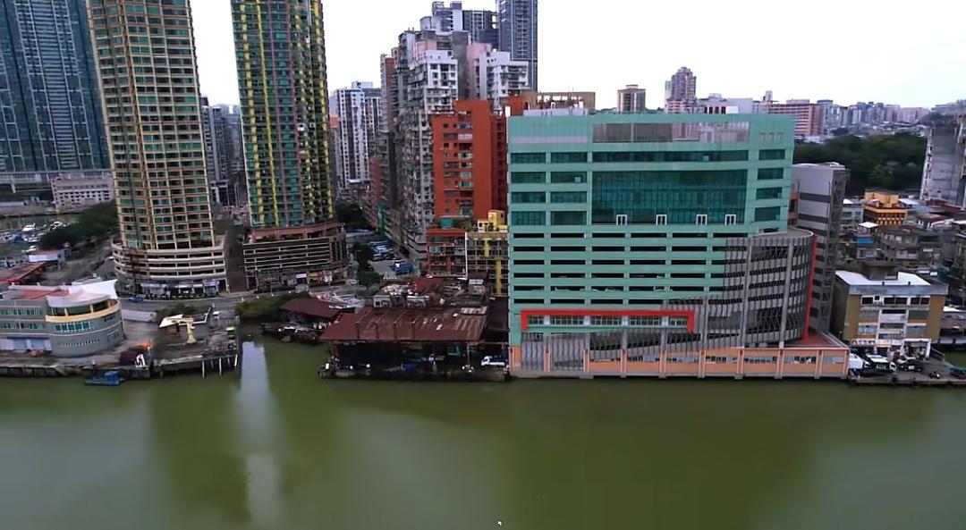 赌徒是有多猖狂。一名内地男子为了赌博搭上贵利党，双方约定，男子出15万，贵利配