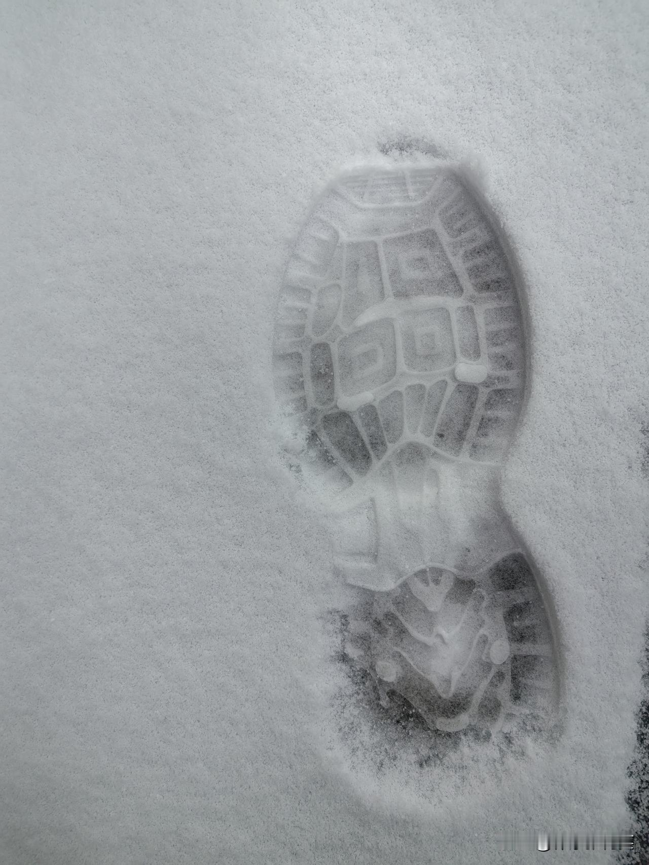 《道德经》：眼界越宽，越不贪婪；格局越大，越不纠缠！1、不贪婪，是为人的境界