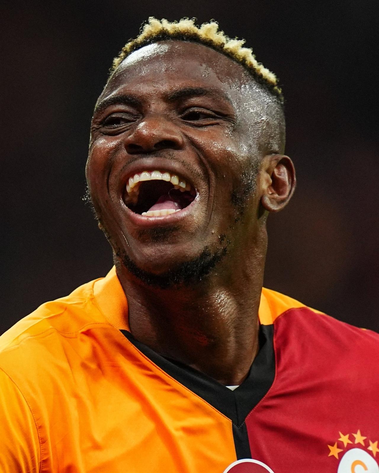 加拉塔萨雷迎战尤文图斯，奥西门赛前采访：“在与加拉塔萨雷的谈判开始之前，琼托