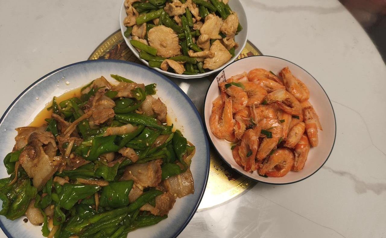 一个月在婆家白吃白喝十天，换你你受得了吗？昨天我实在忍无可忍，一顿饭把小姑子和婆