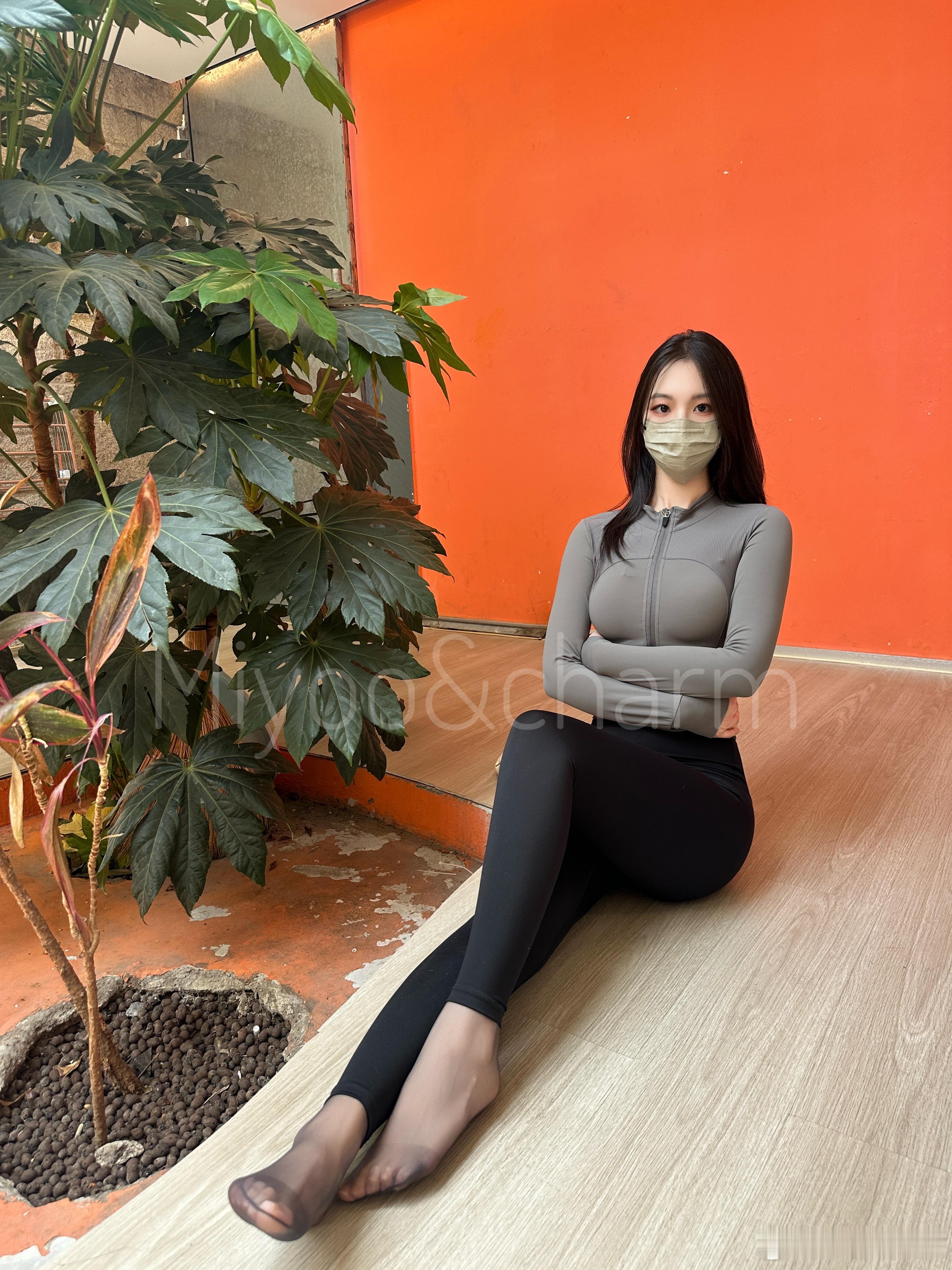 我们的世界不应该只剩下彼此吗穿搭今天穿什么miyoo蜜柚ootd