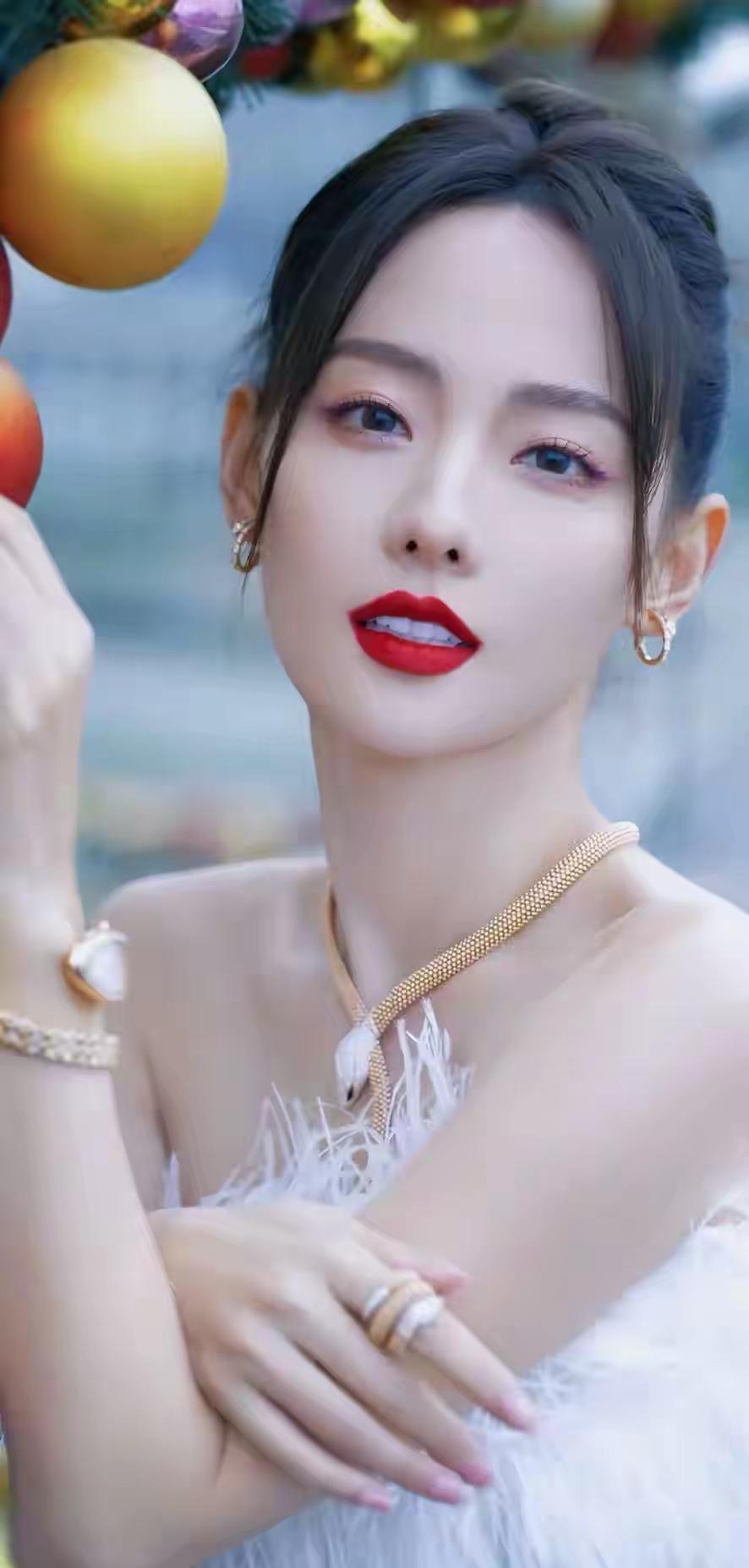 张嘉倪新年生活图鉴